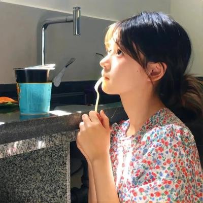 梦在水面下